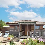 Petite Maison En Bois Exotique * Figari (Corsica)