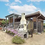 Holiday home Petite Maison En Bois Exotique *