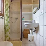 Holiday home Petite Maison En Bois Exotique
